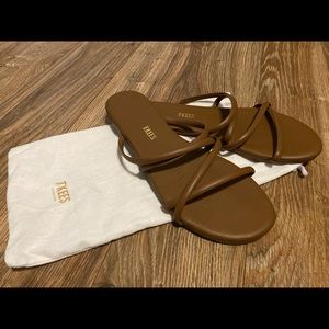 TKEES brown strappy sandals